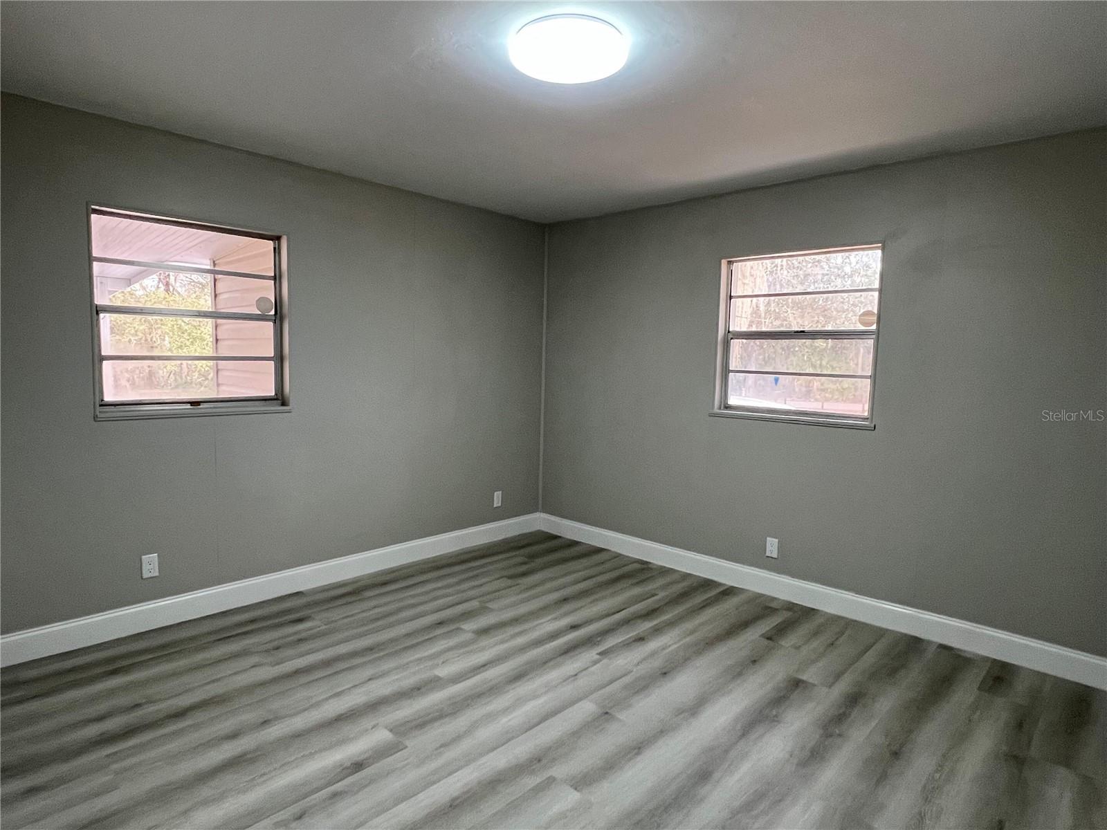 GREENWOOD ACRES 1ST ADD - Residential Lease