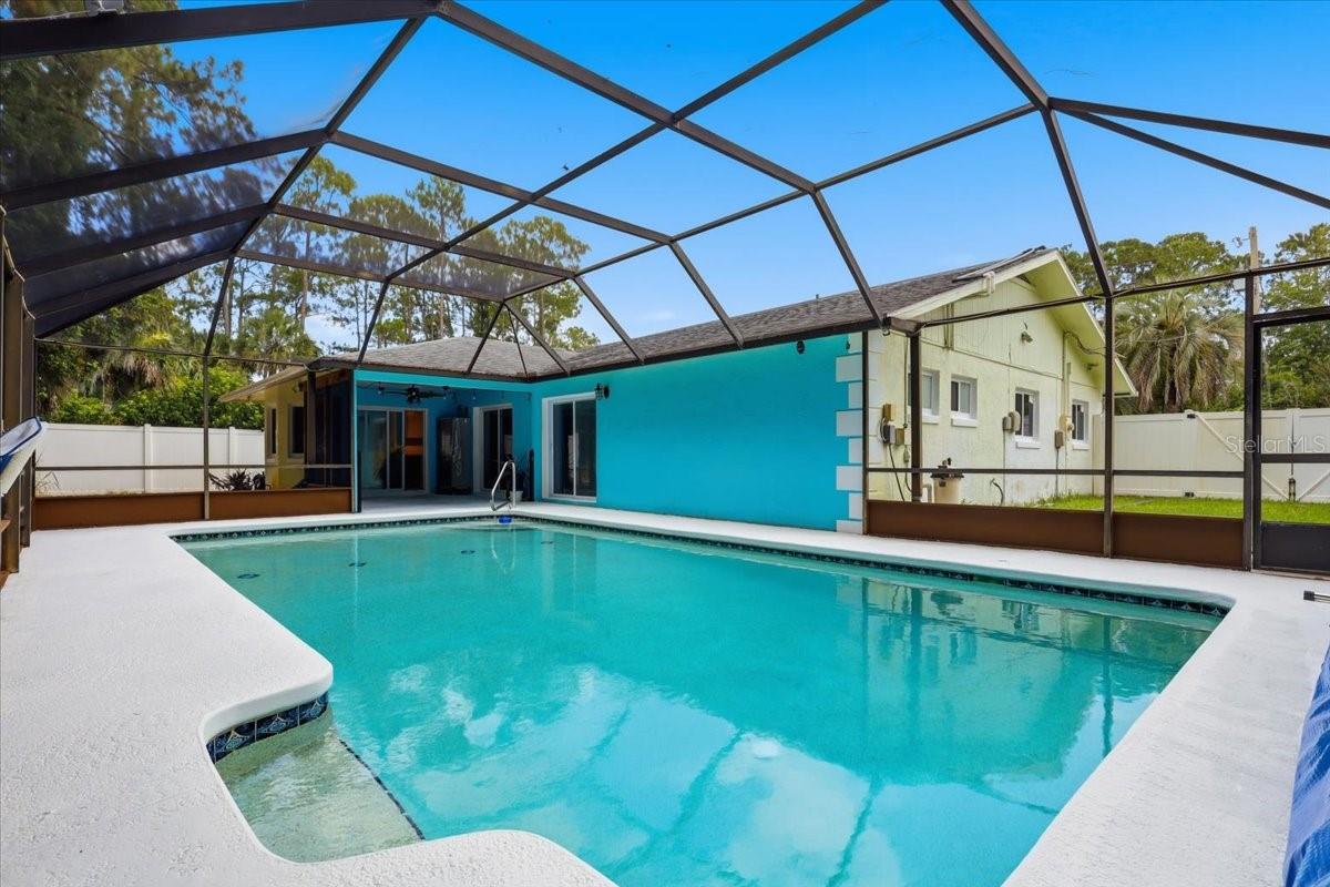 PINE LAKES - Residential