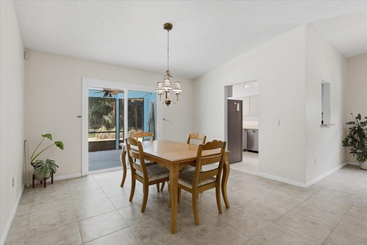 PINE LAKES - Residential