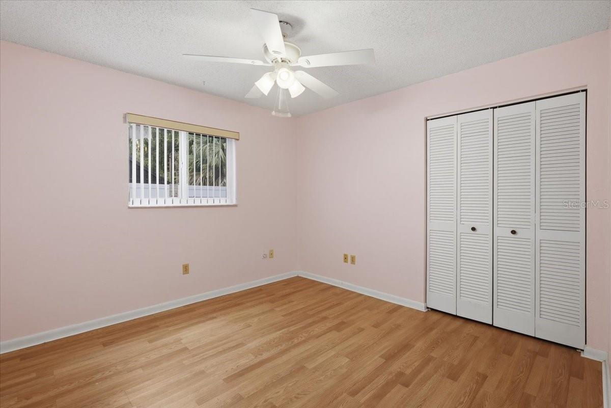 PINE LAKES - Residential