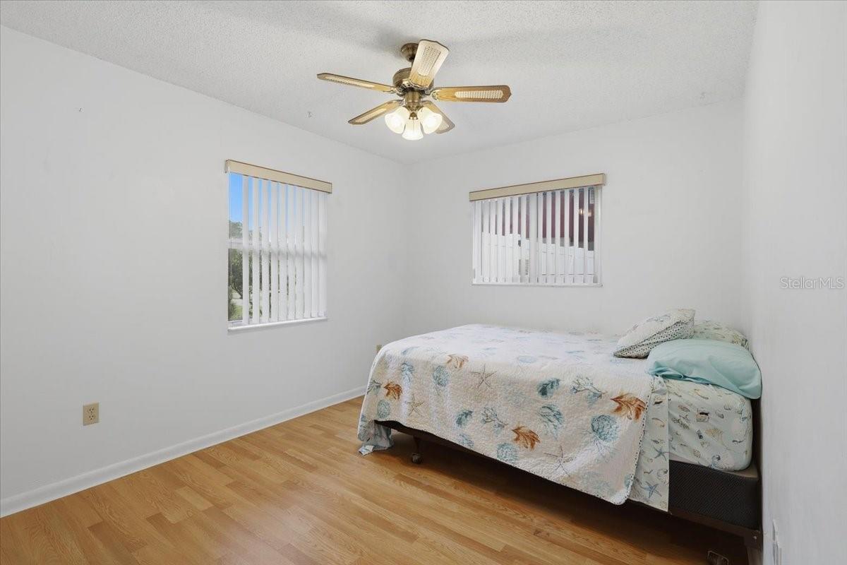 PINE LAKES - Residential
