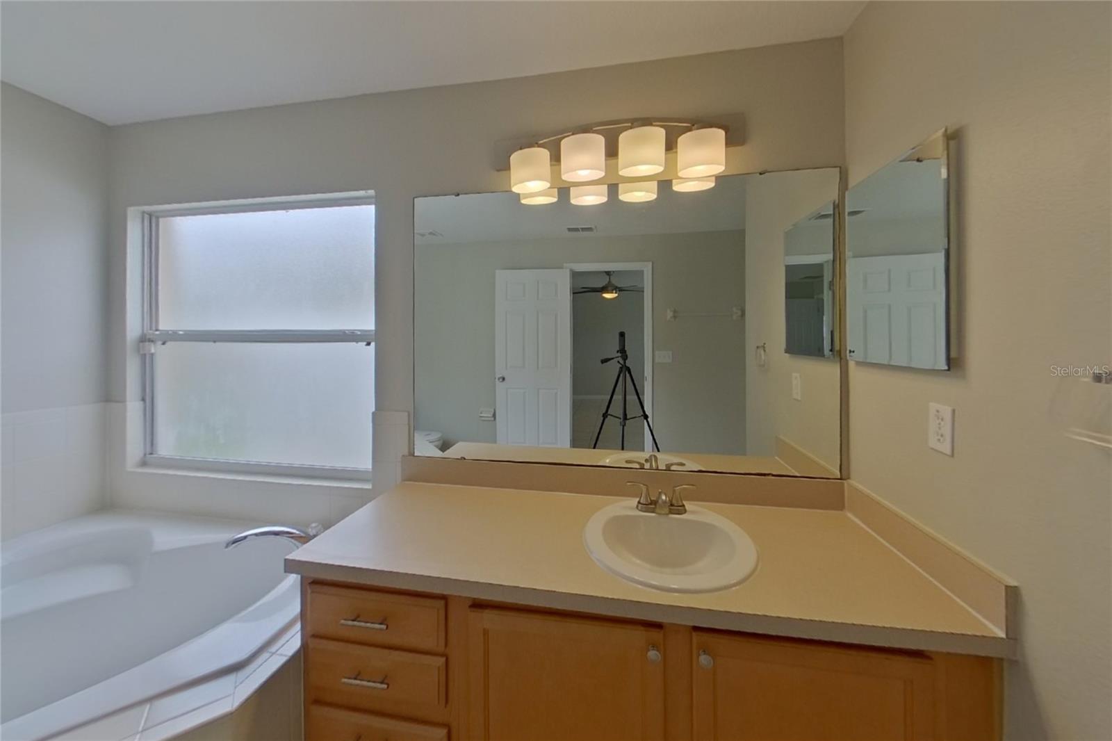 CHERRYRIDGE AT ESTATES - Residential Lease