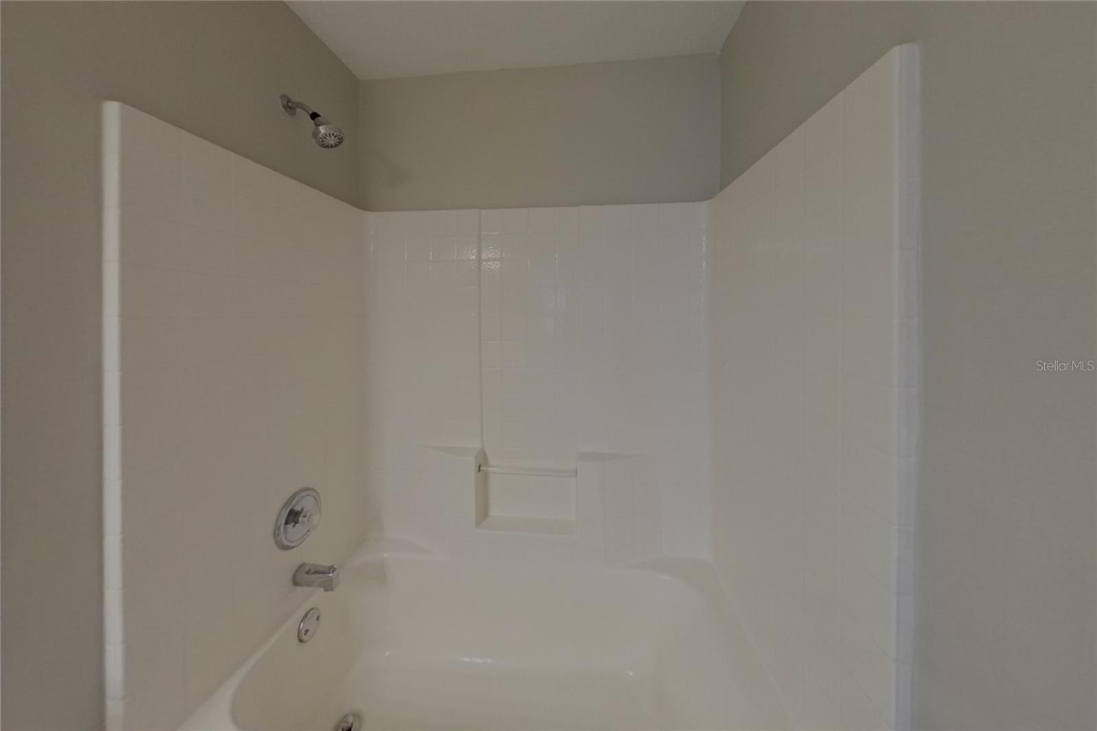 CHERRYRIDGE AT ESTATES - Residential Lease