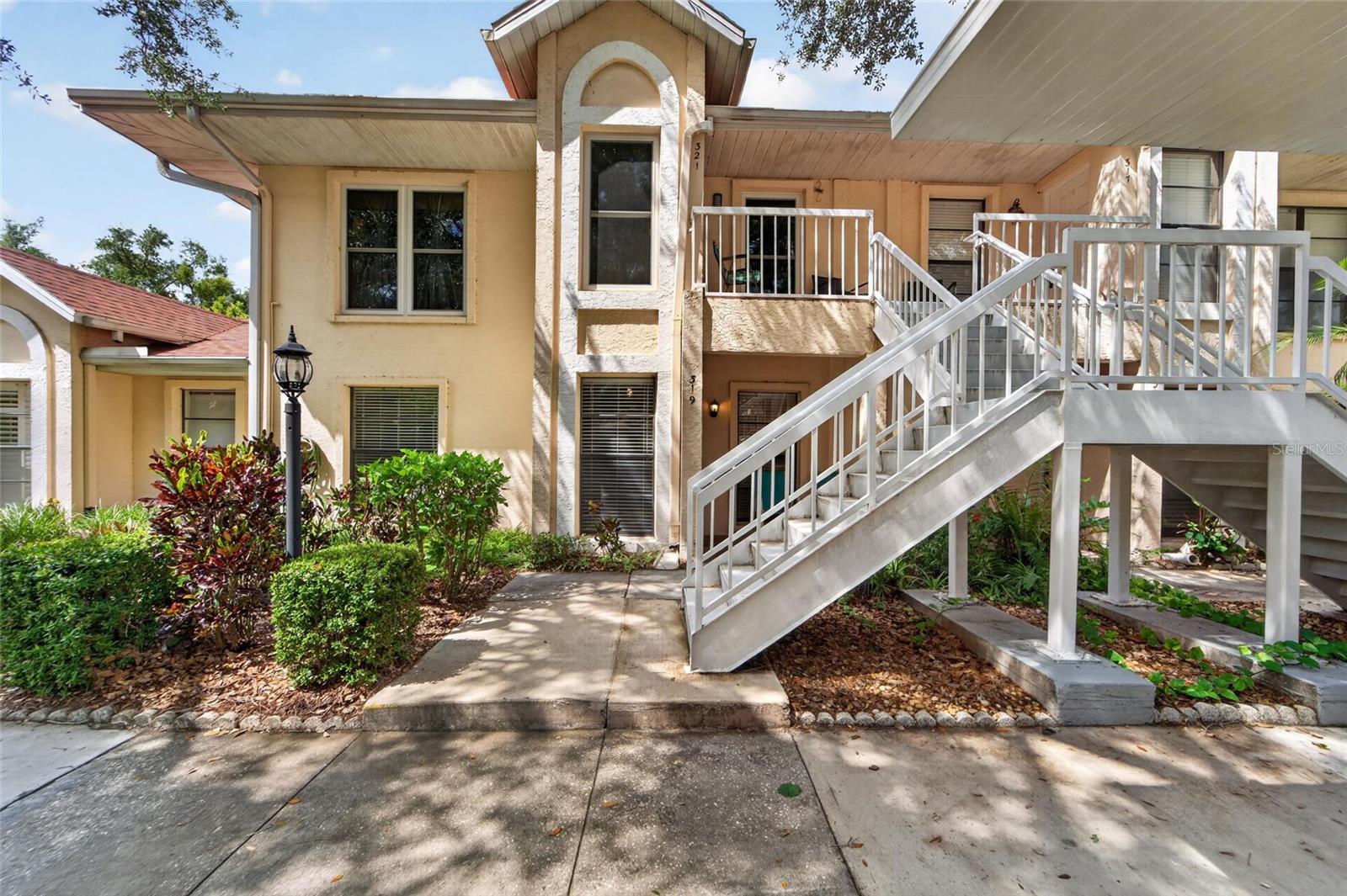 THE KNOLLS OF KINGS POINT II A - Residential