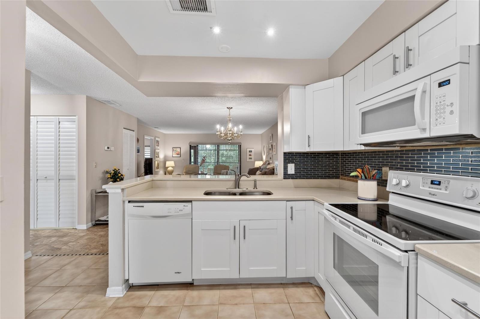THE KNOLLS OF KINGS POINT II A - Residential