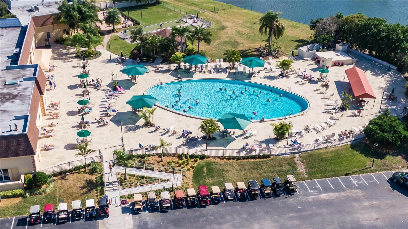 THE KNOLLS OF KINGS POINT II A - Residential