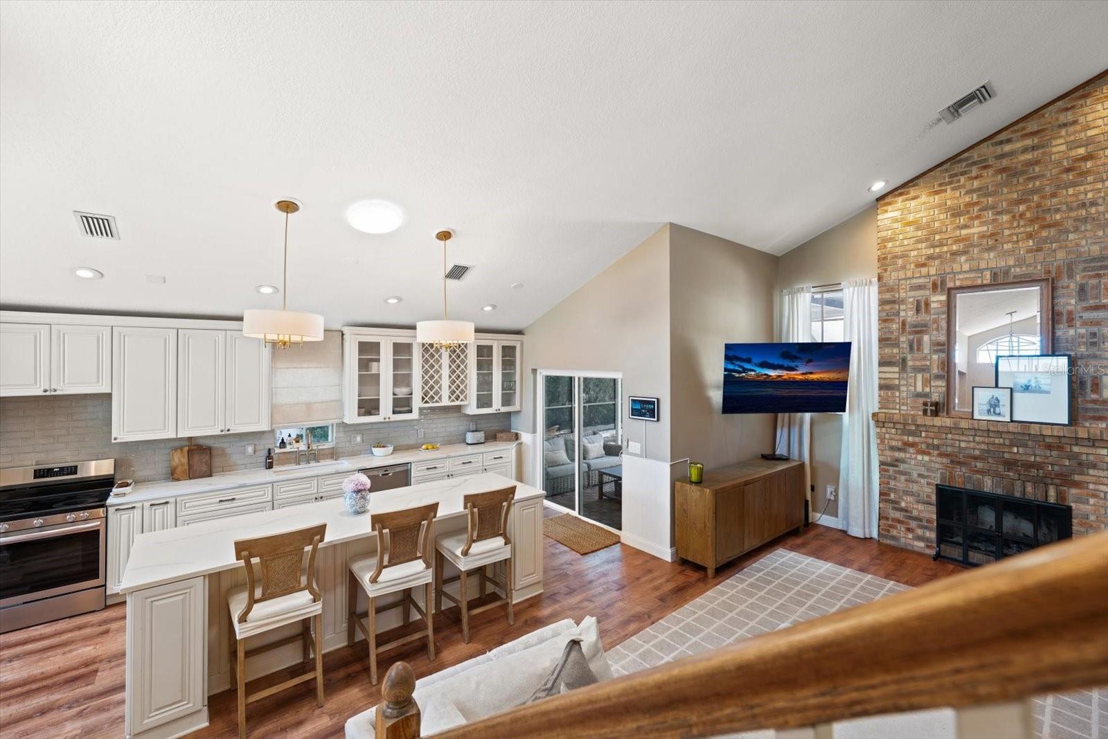 BAYS END - Residential