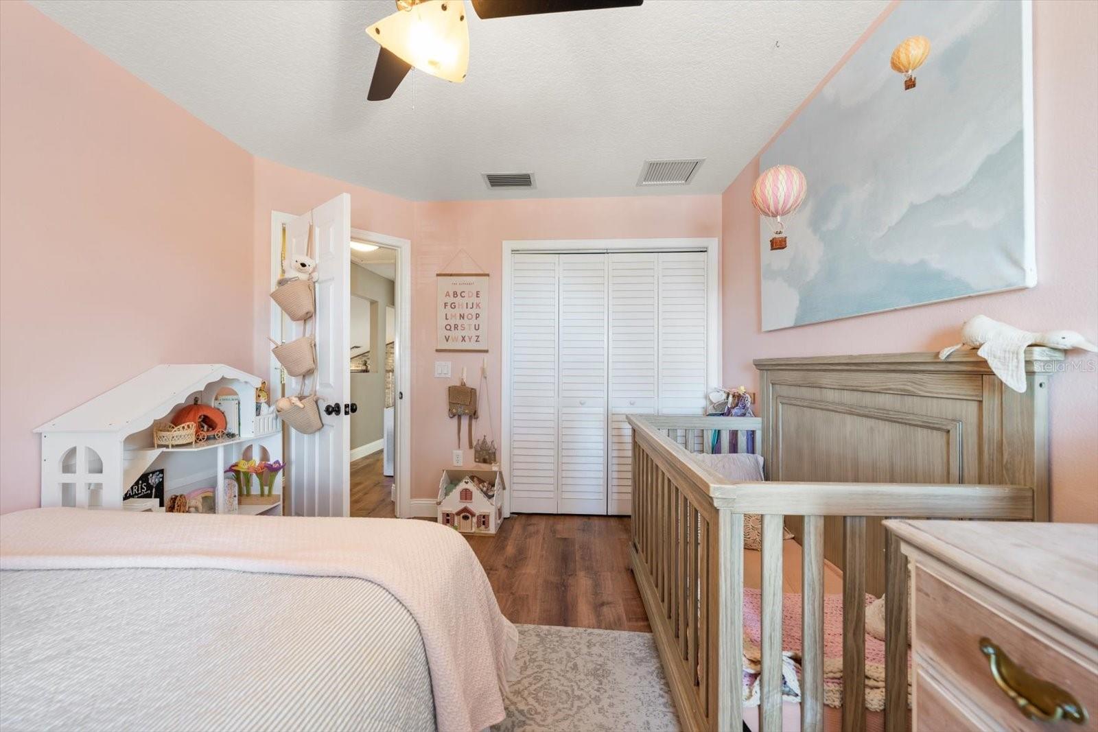 BAYS END - Residential