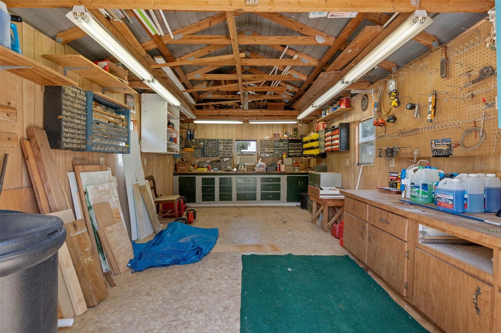 6TH ADD TRACYS POINT - Residential