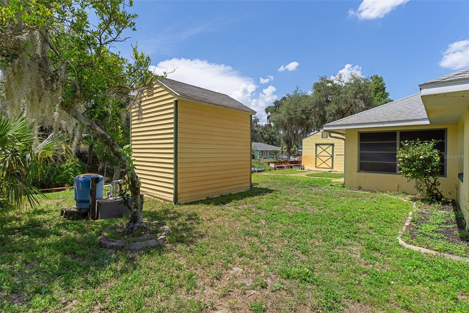 6TH ADD TRACYS POINT - Residential