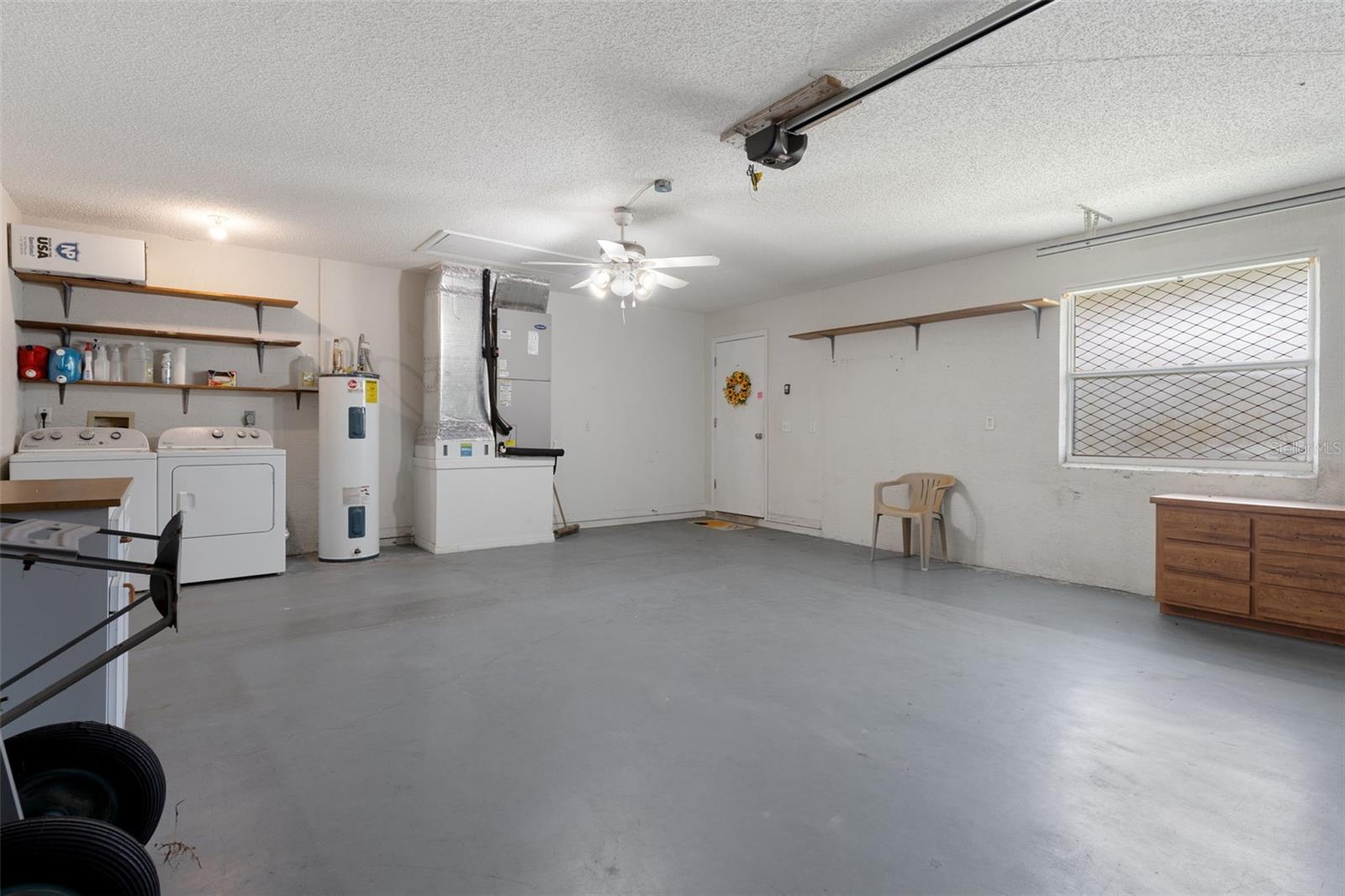 6TH ADD TRACYS POINT - Residential