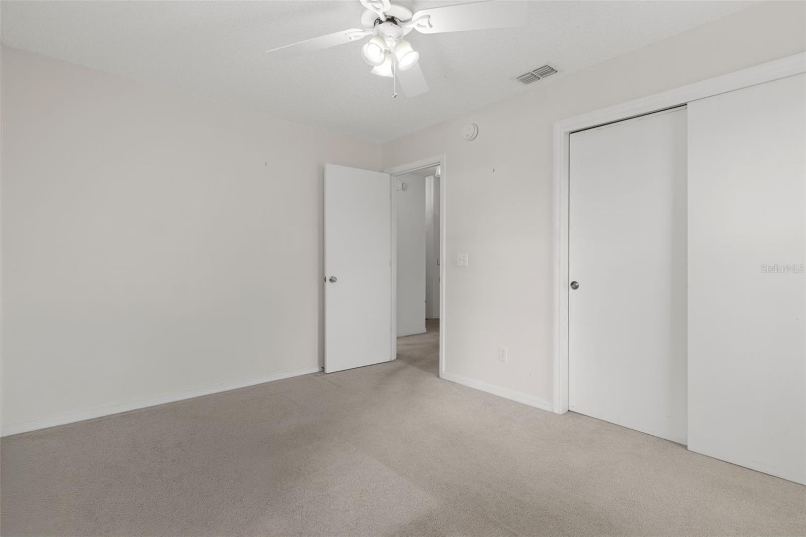 6TH ADD TRACYS POINT - Residential