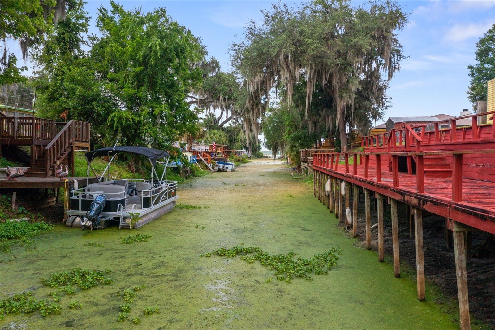6TH ADD TRACYS POINT - Residential