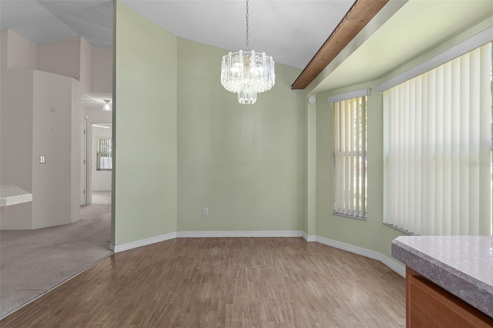6TH ADD TRACYS POINT - Residential