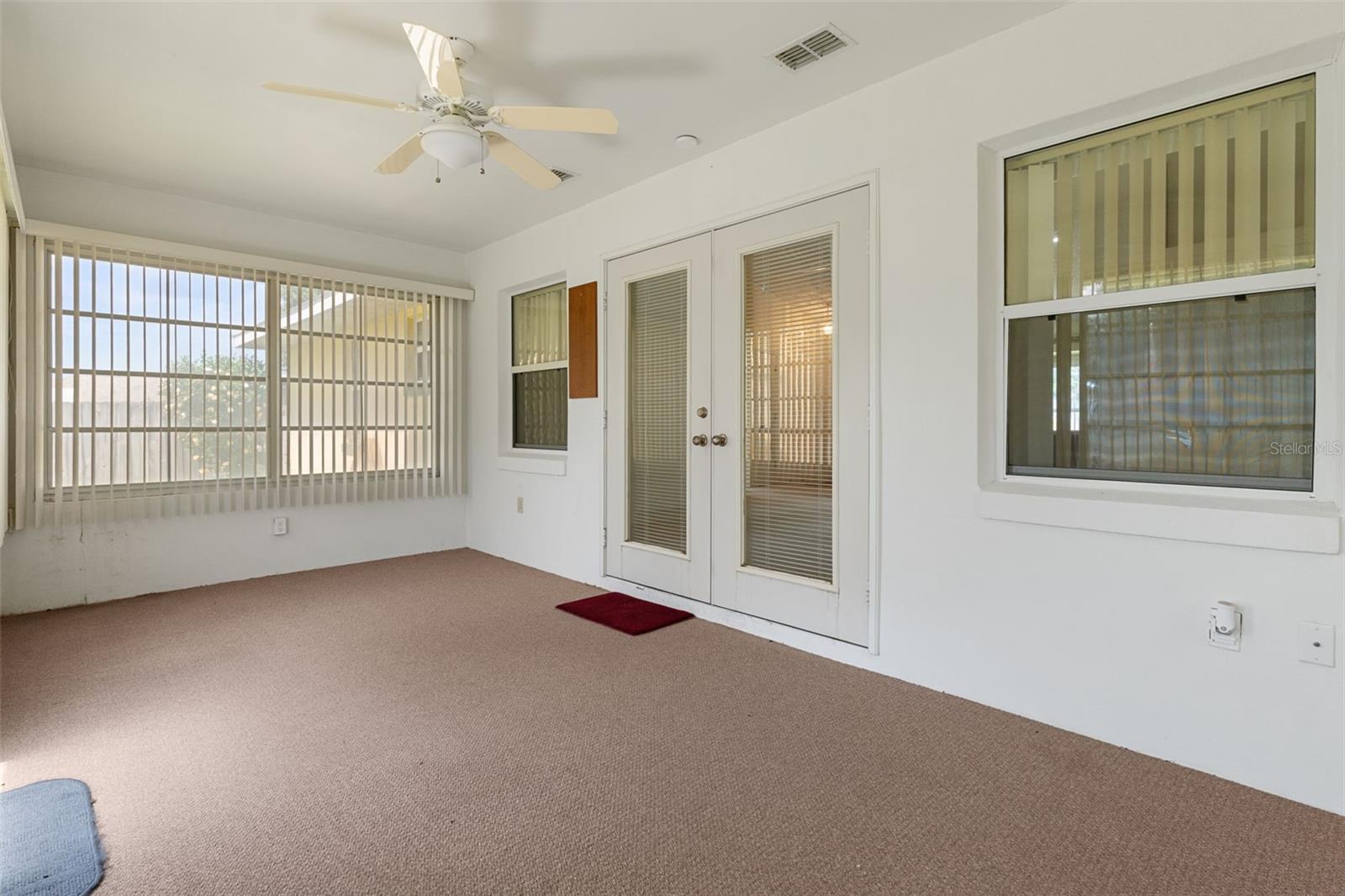 6TH ADD TRACYS POINT - Residential