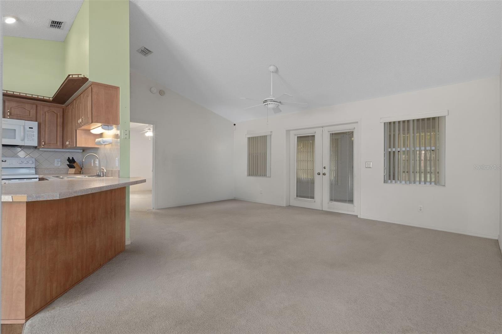 6TH ADD TRACYS POINT - Residential