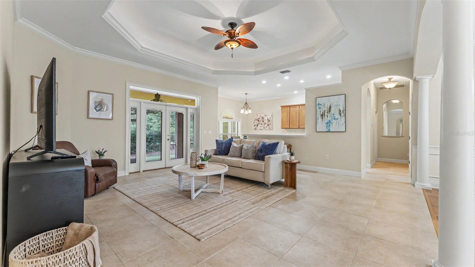 HAWKS RIDGE - Residential
