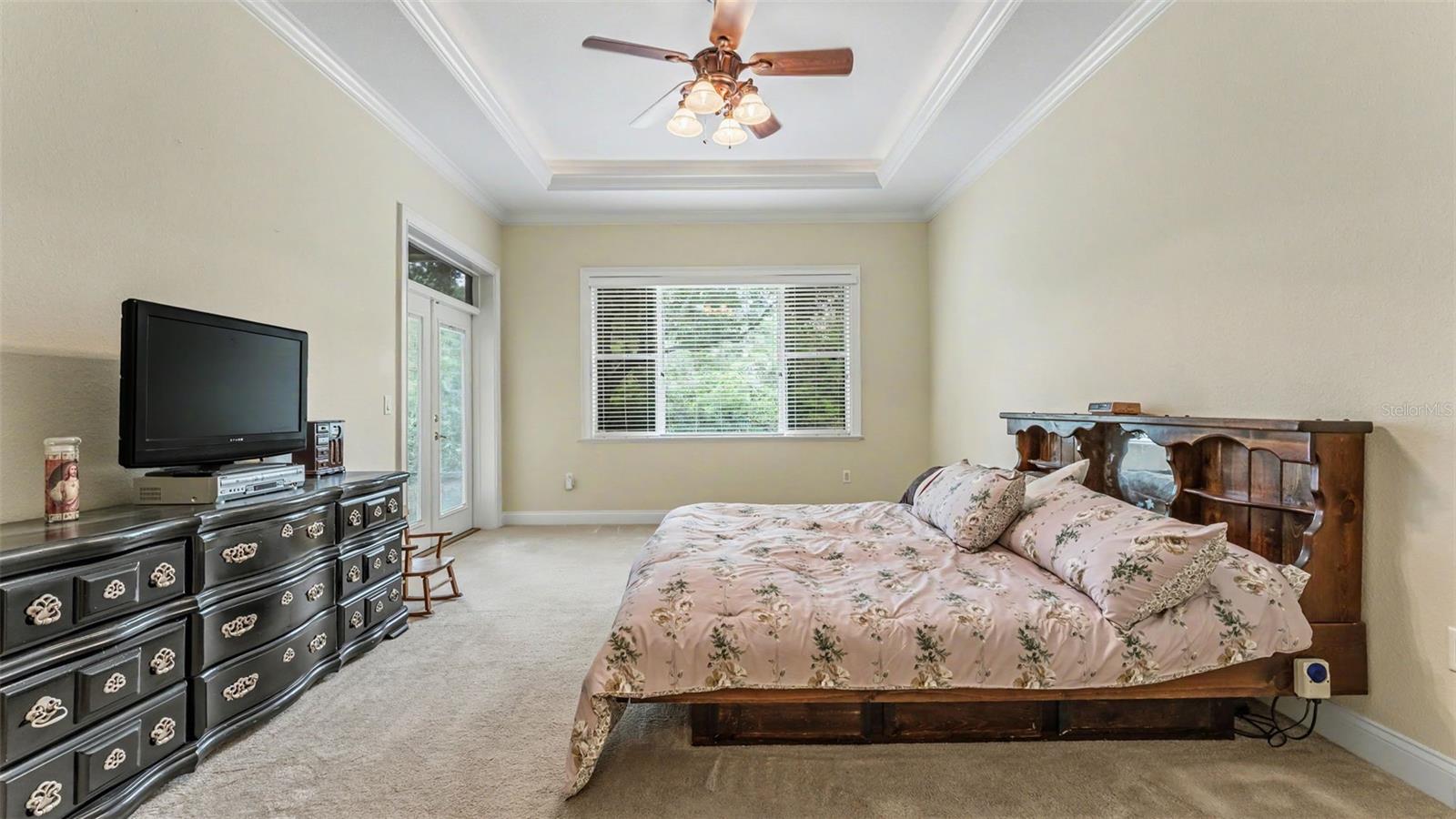 HAWKS RIDGE - Residential