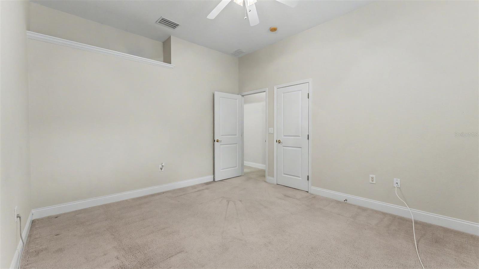 HAWKS RIDGE - Residential