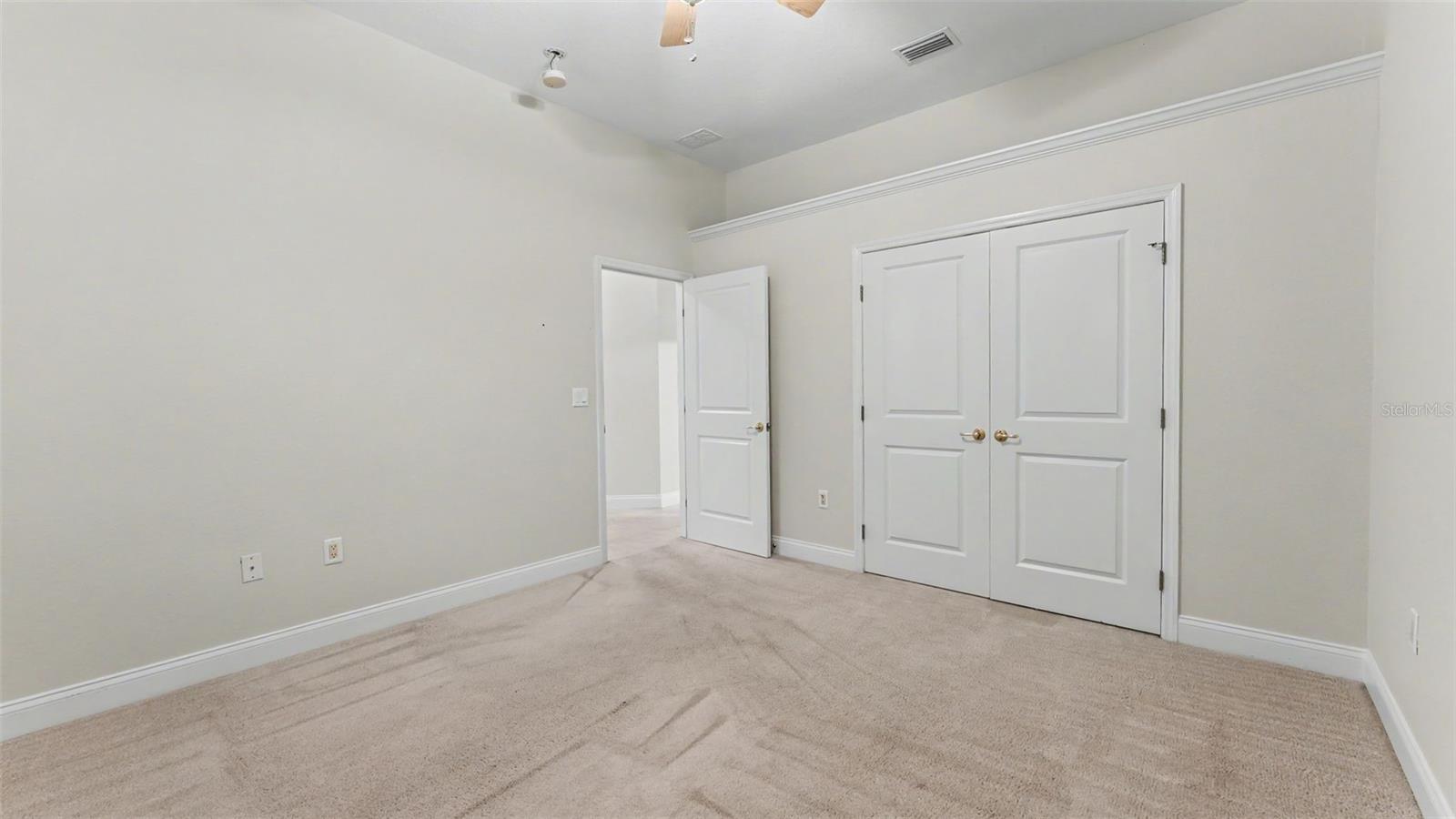 HAWKS RIDGE - Residential