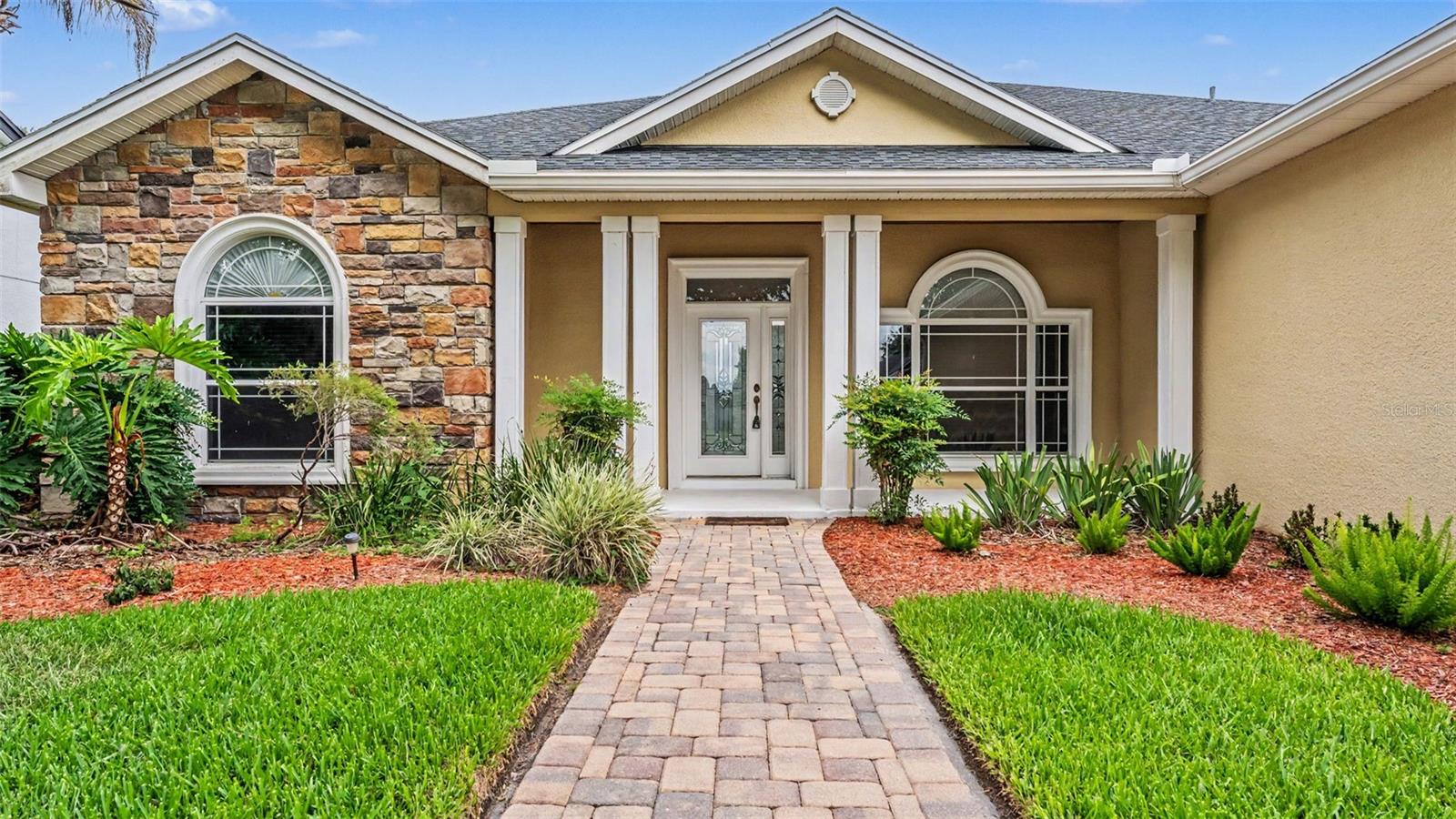 HAWKS RIDGE - Residential