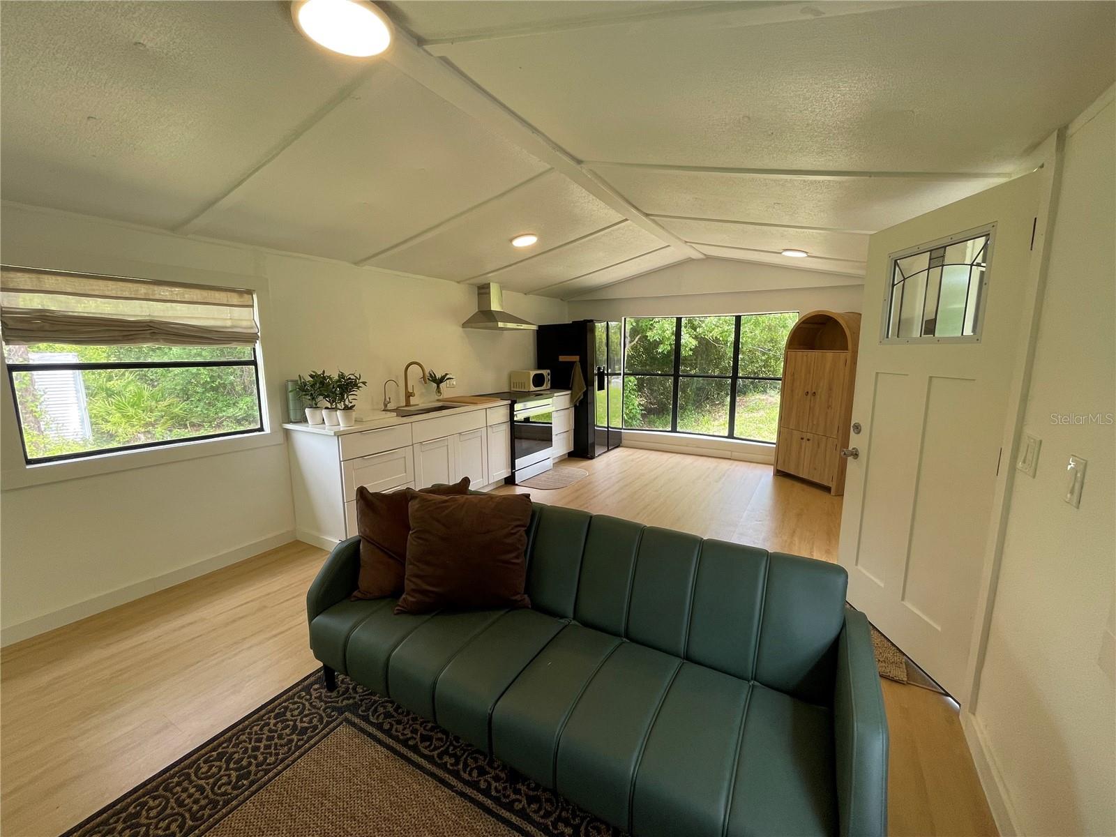 CANAVERAL ACRES 1 - Residential
