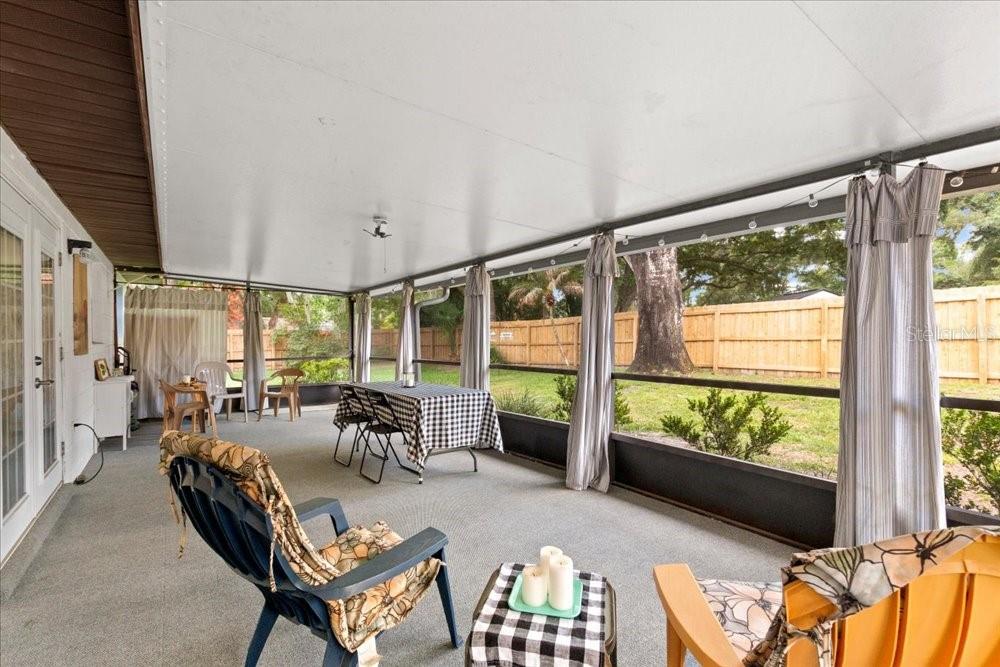 RIVERSIDE WOODS - Residential