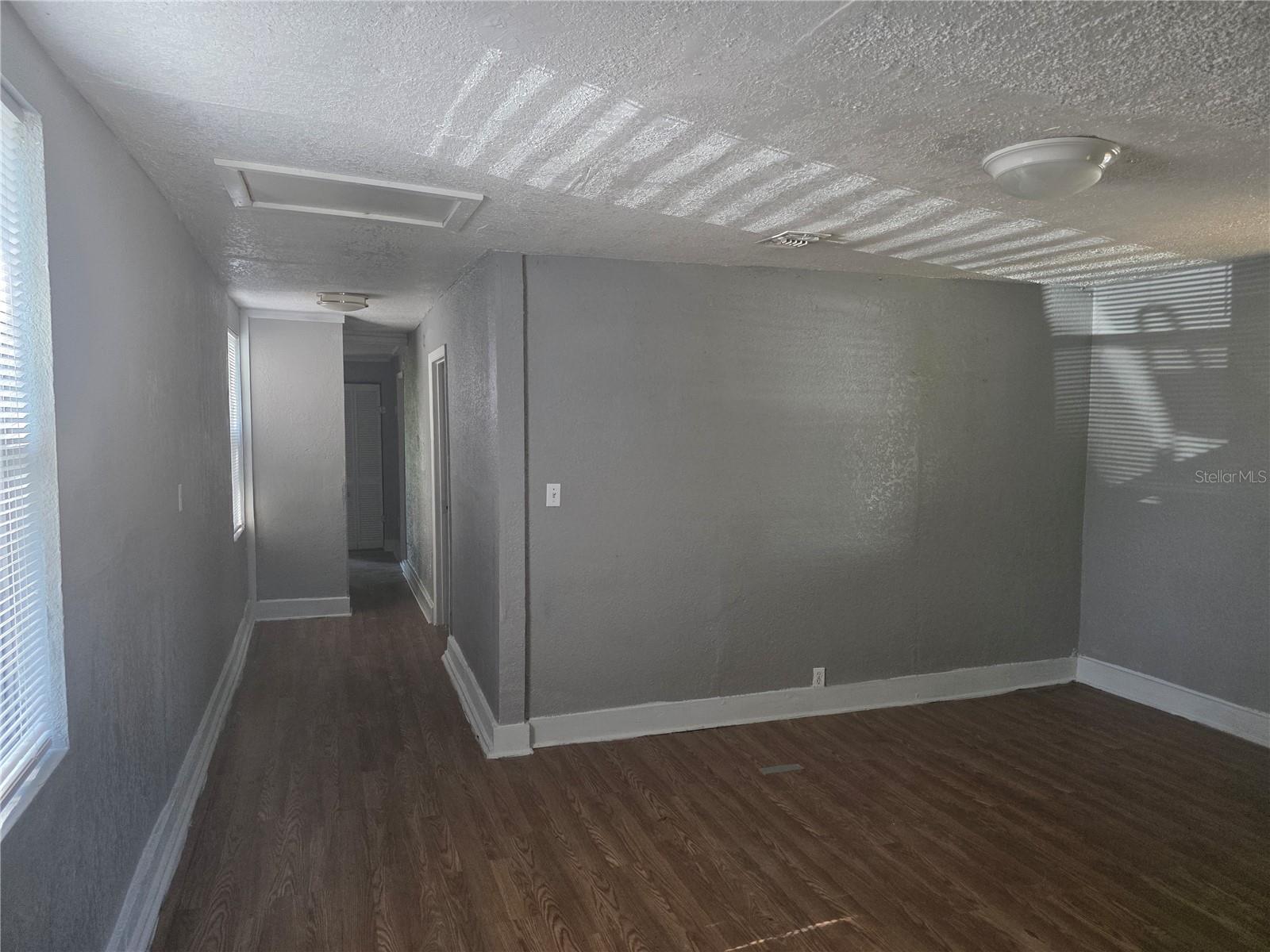 NORTH END - Residential