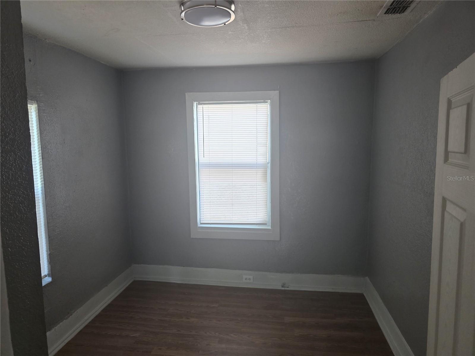 NORTH END - Residential