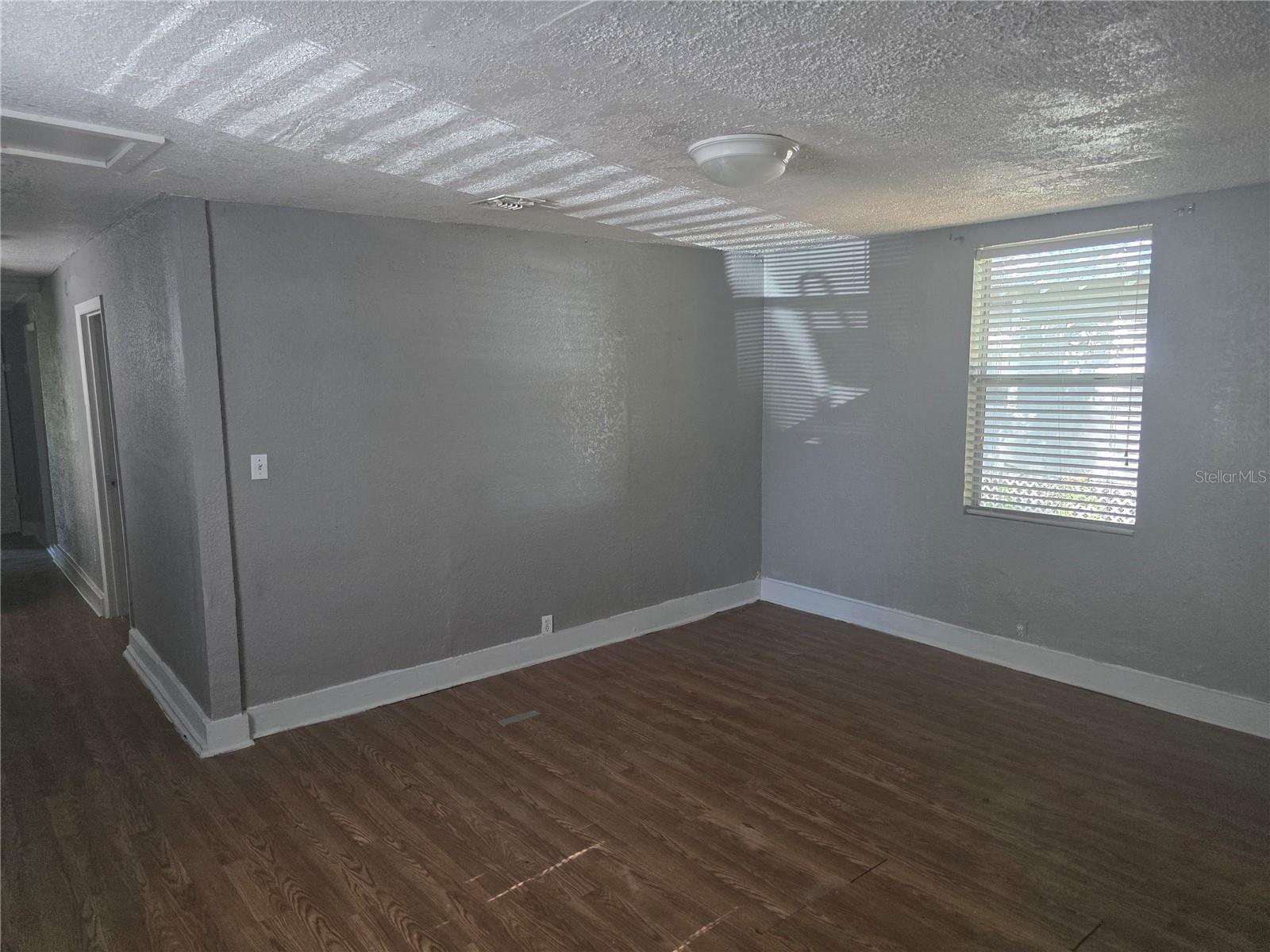 NORTH END - Residential