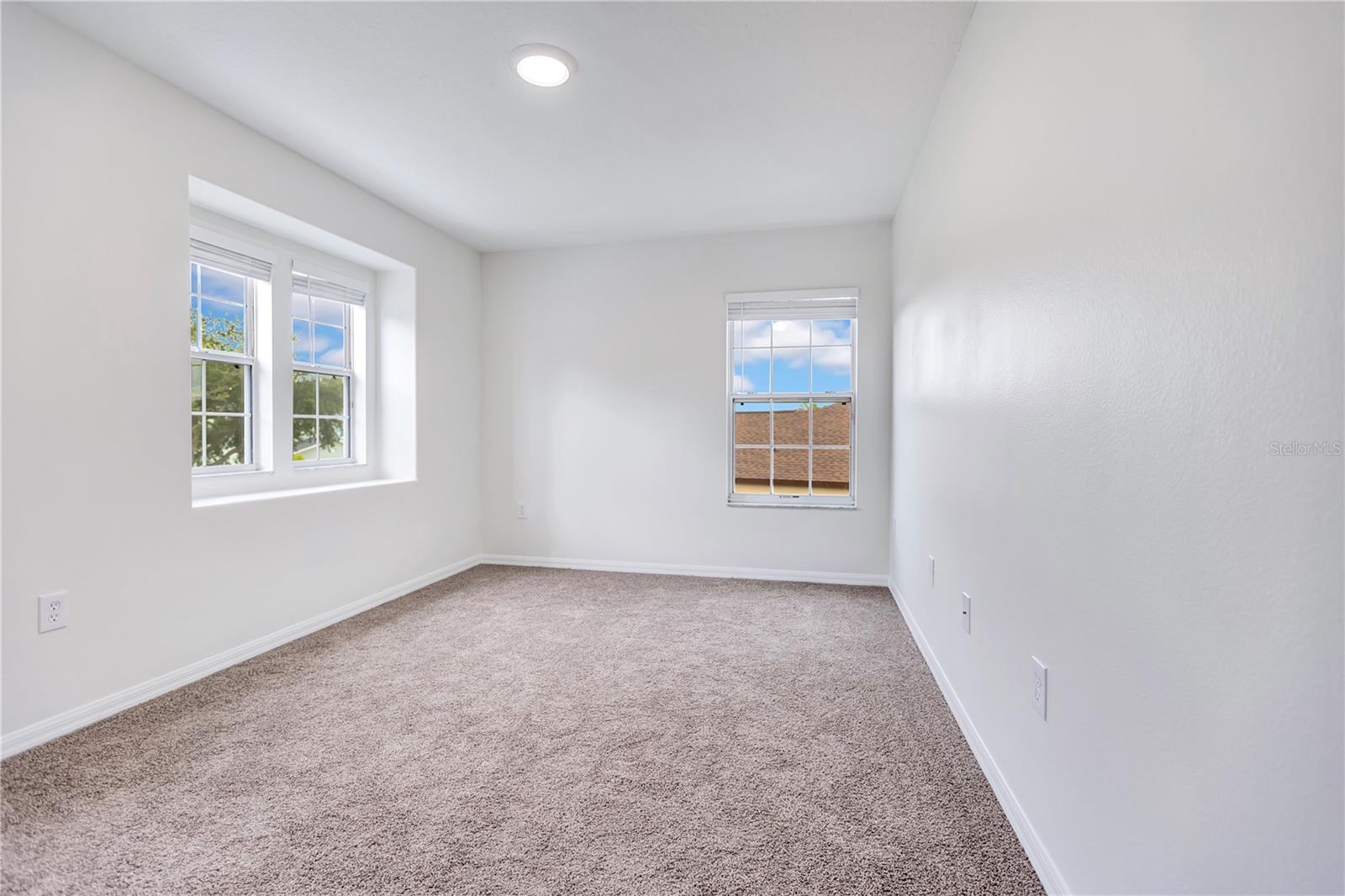 HARBOUR ISLES PH 1 - Residential