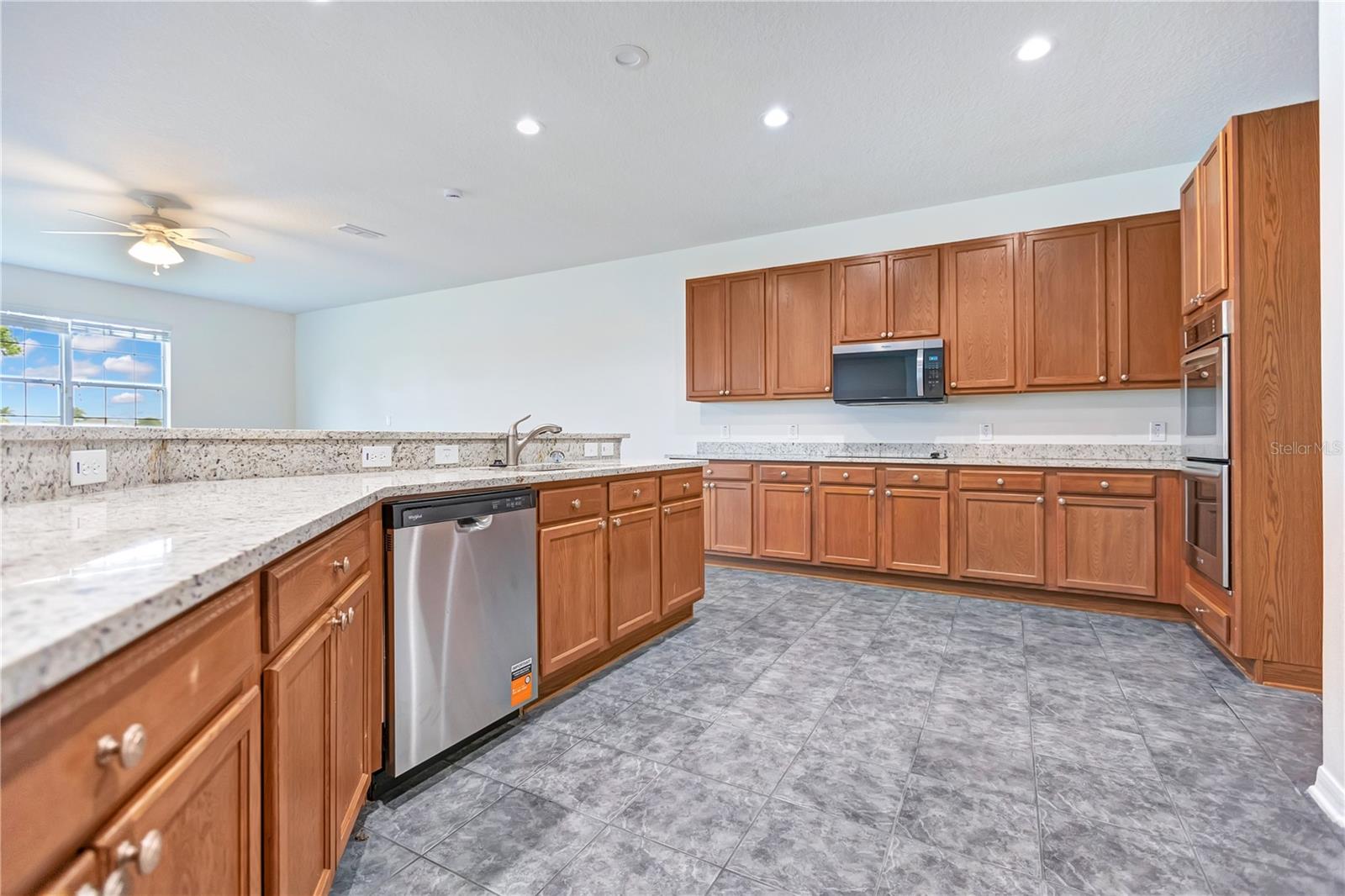 HARBOUR ISLES PH 1 - Residential