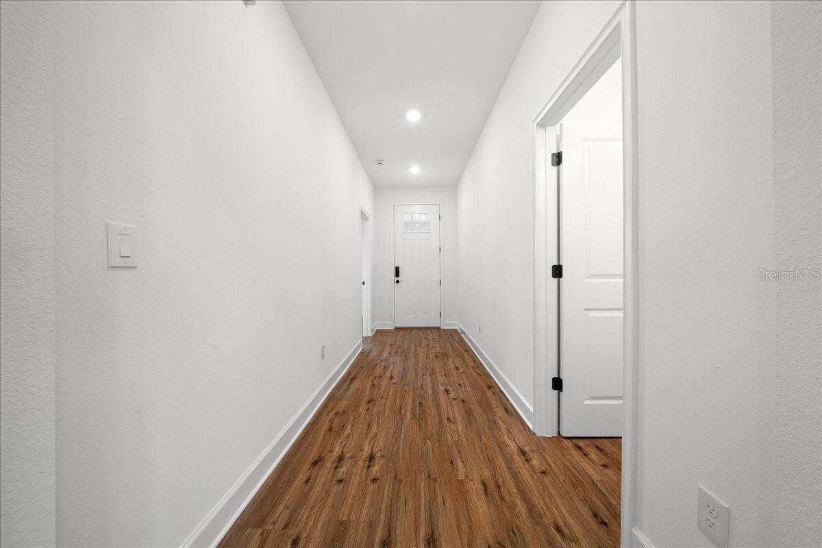 ROYAL HIGHLANDS - Residential