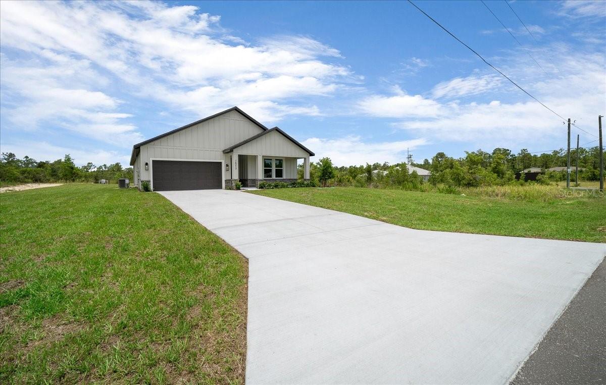 ROYAL HIGHLANDS - Residential