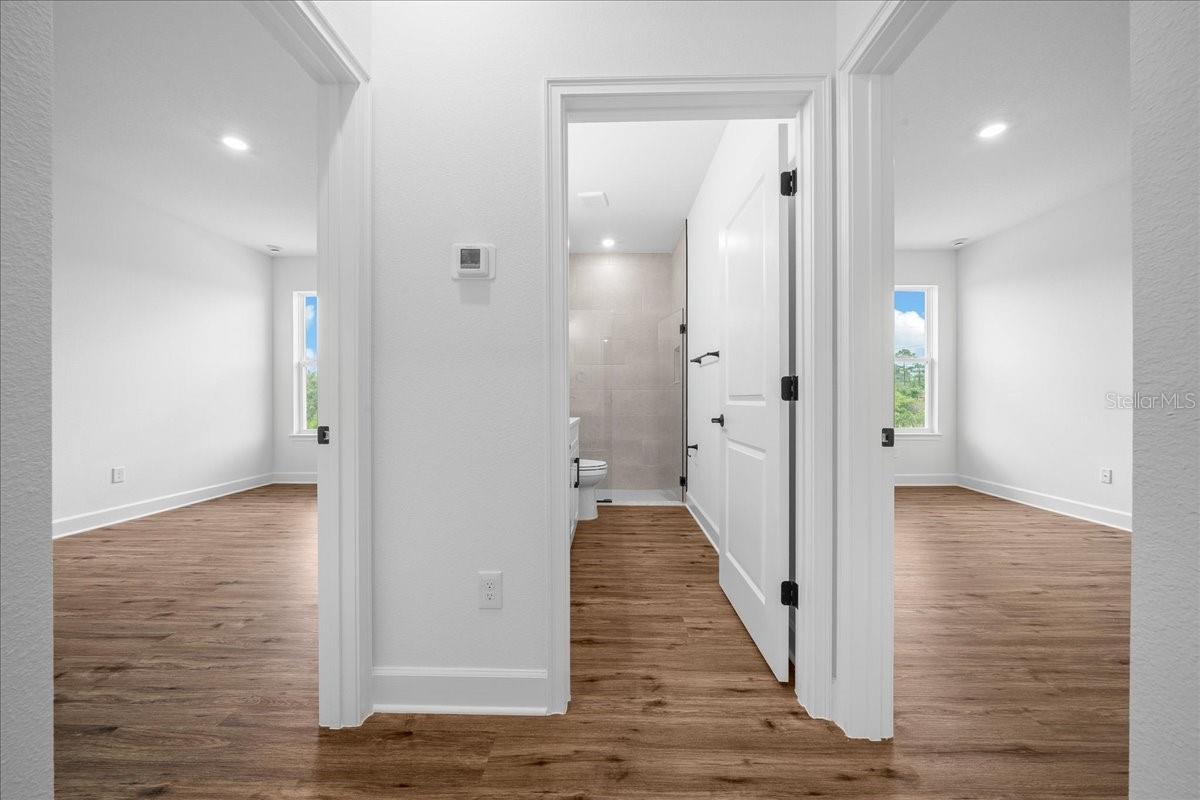 ROYAL HIGHLANDS - Residential
