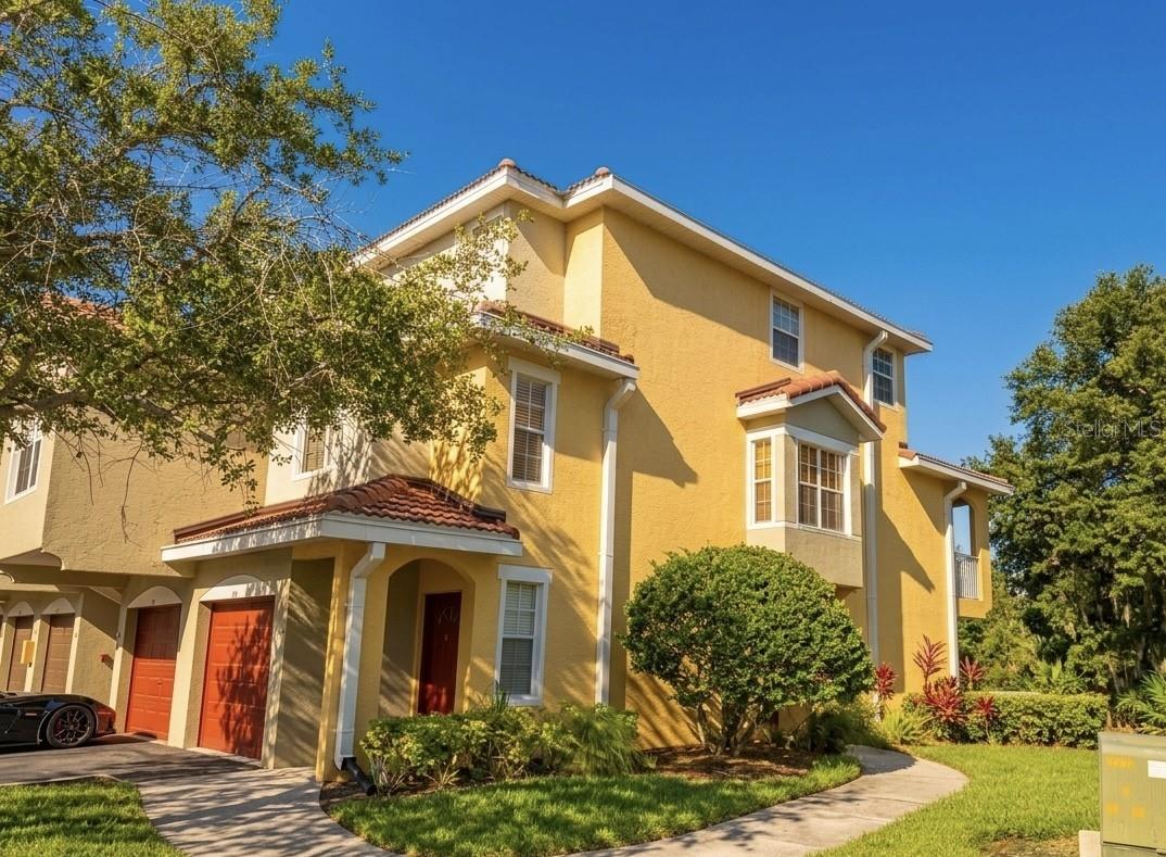 LAS PALMAS OF SARASOTA - Residential
