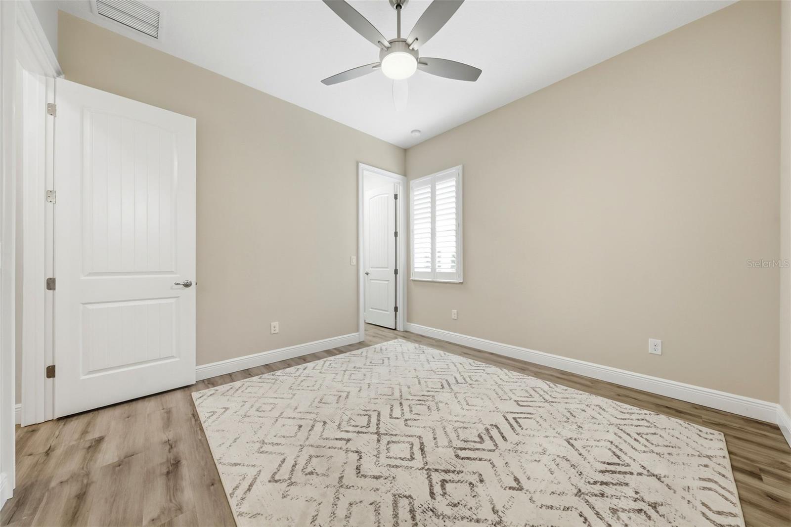 HARBOR HILLS - Residential
