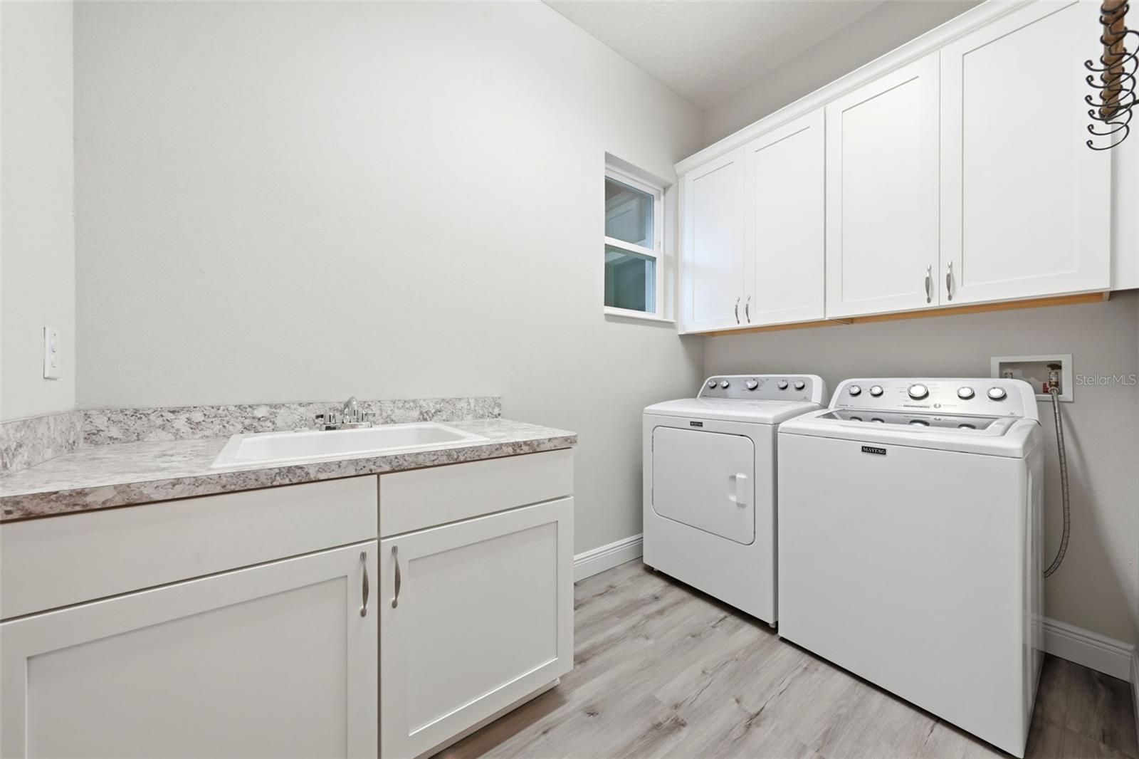 HARBOR HILLS - Residential