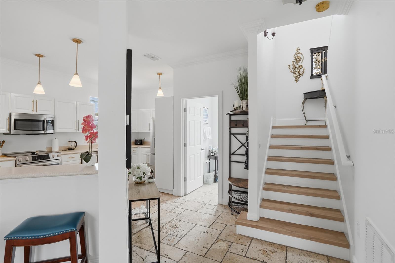 BEL MAR REV UNIT 7 - Residential