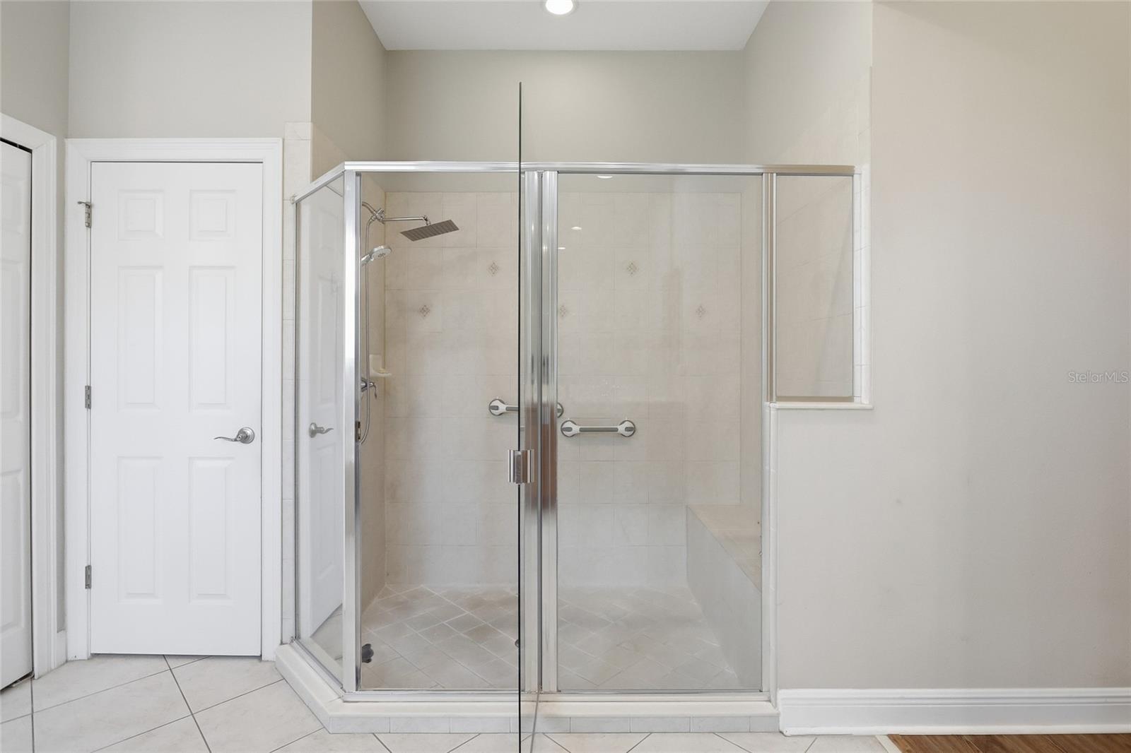 CARRIAGE POINTE A-I & L - Residential