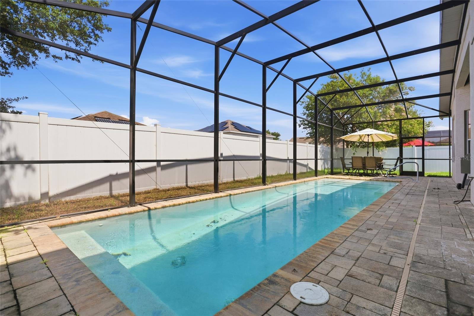 CARRIAGE POINTE A-I & L - Residential