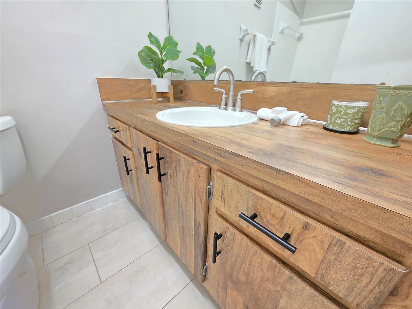 EASTWOOD SHORES 3 - Residential