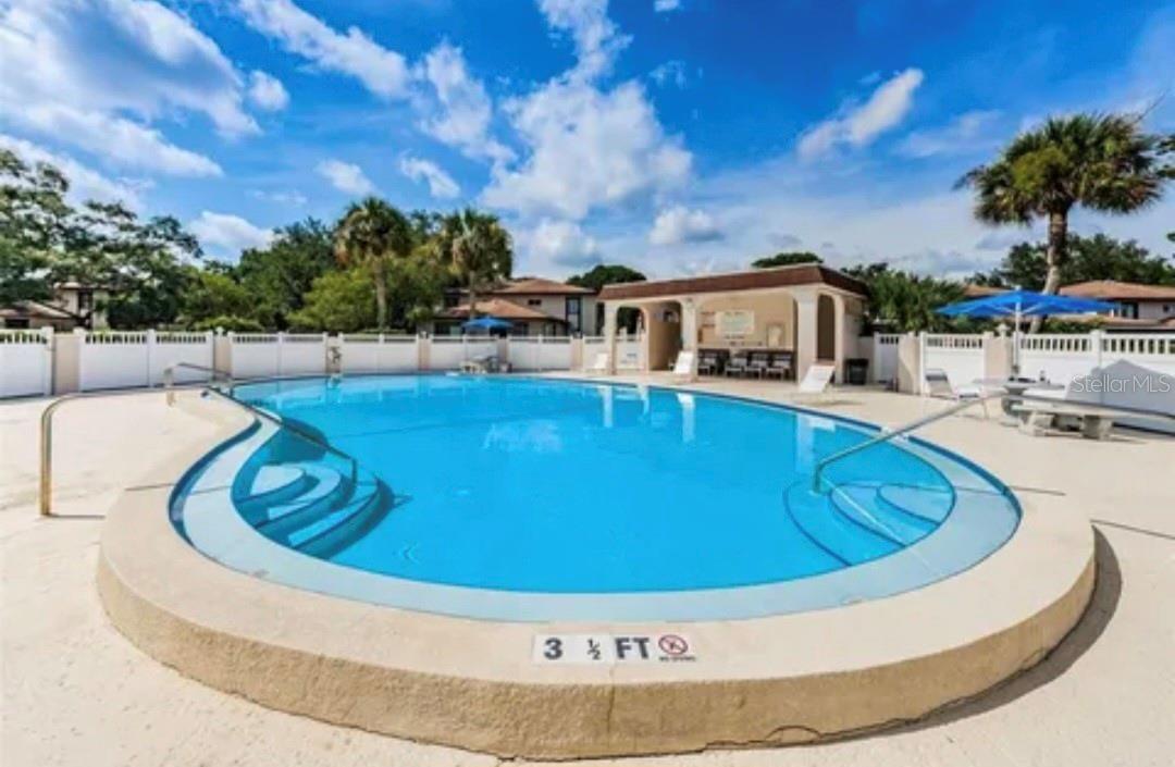 EASTWOOD SHORES 3 - Residential