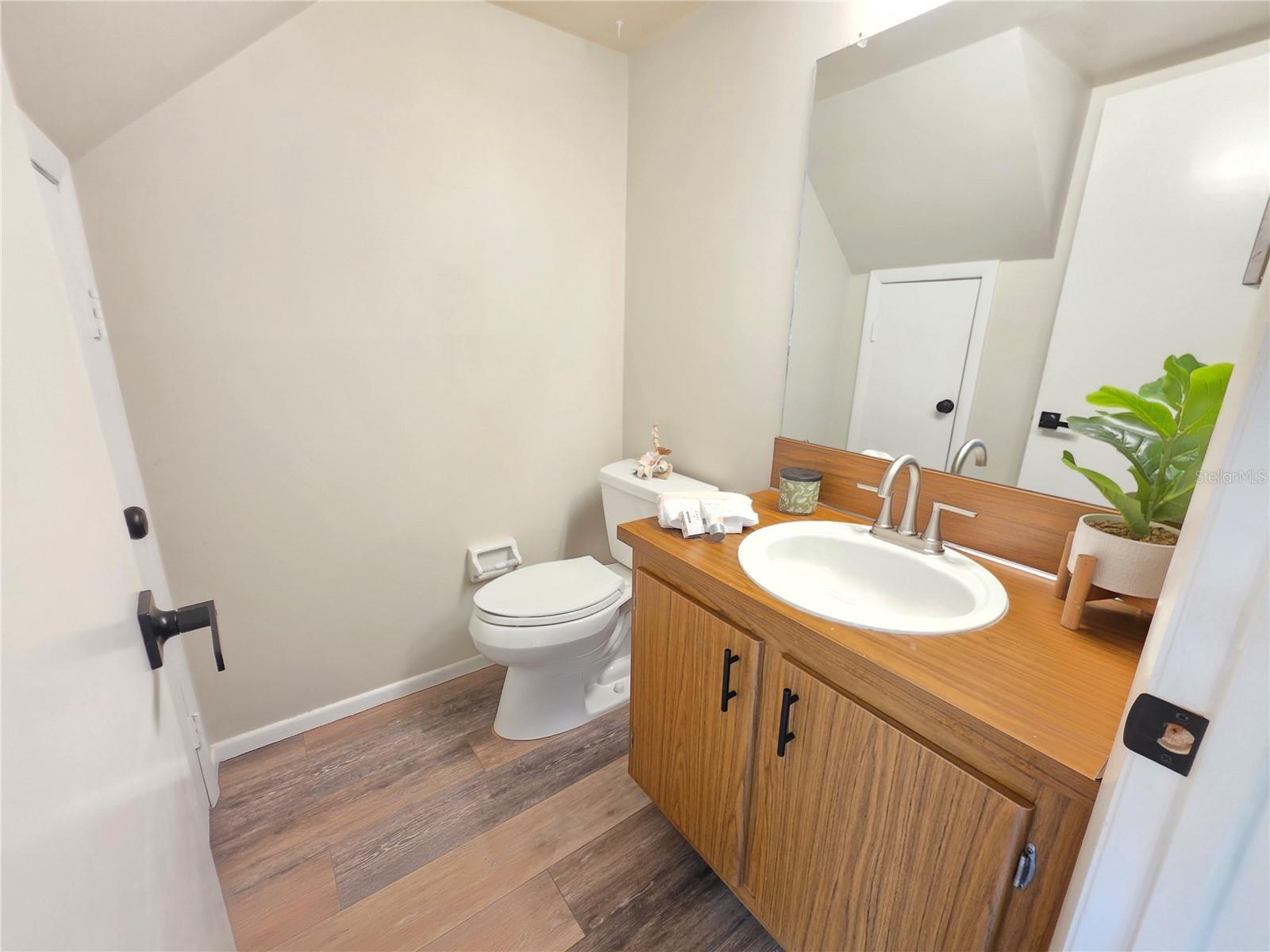 EASTWOOD SHORES 3 - Residential