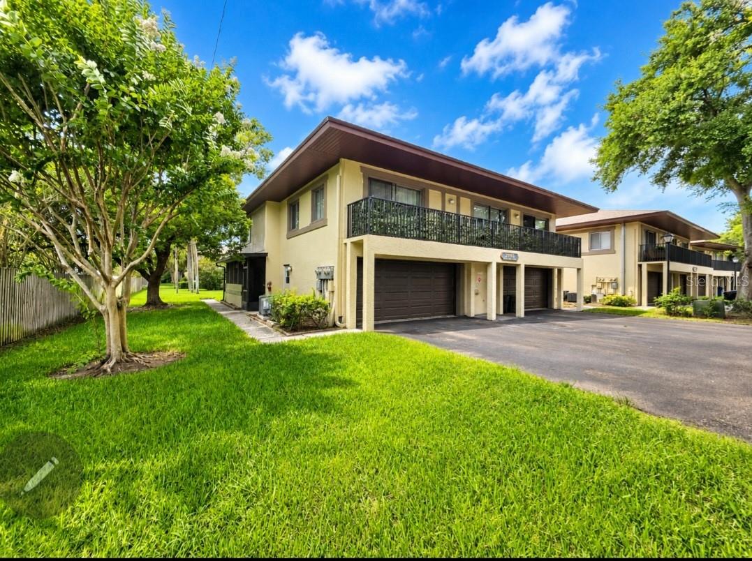 EASTWOOD SHORES 3 - Residential