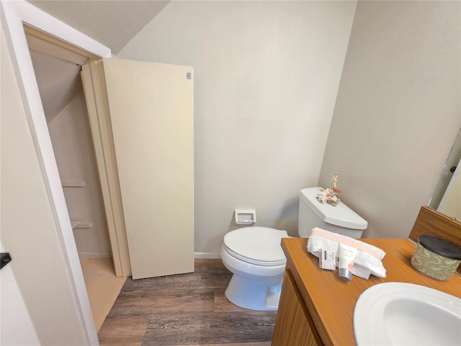 EASTWOOD SHORES 3 - Residential