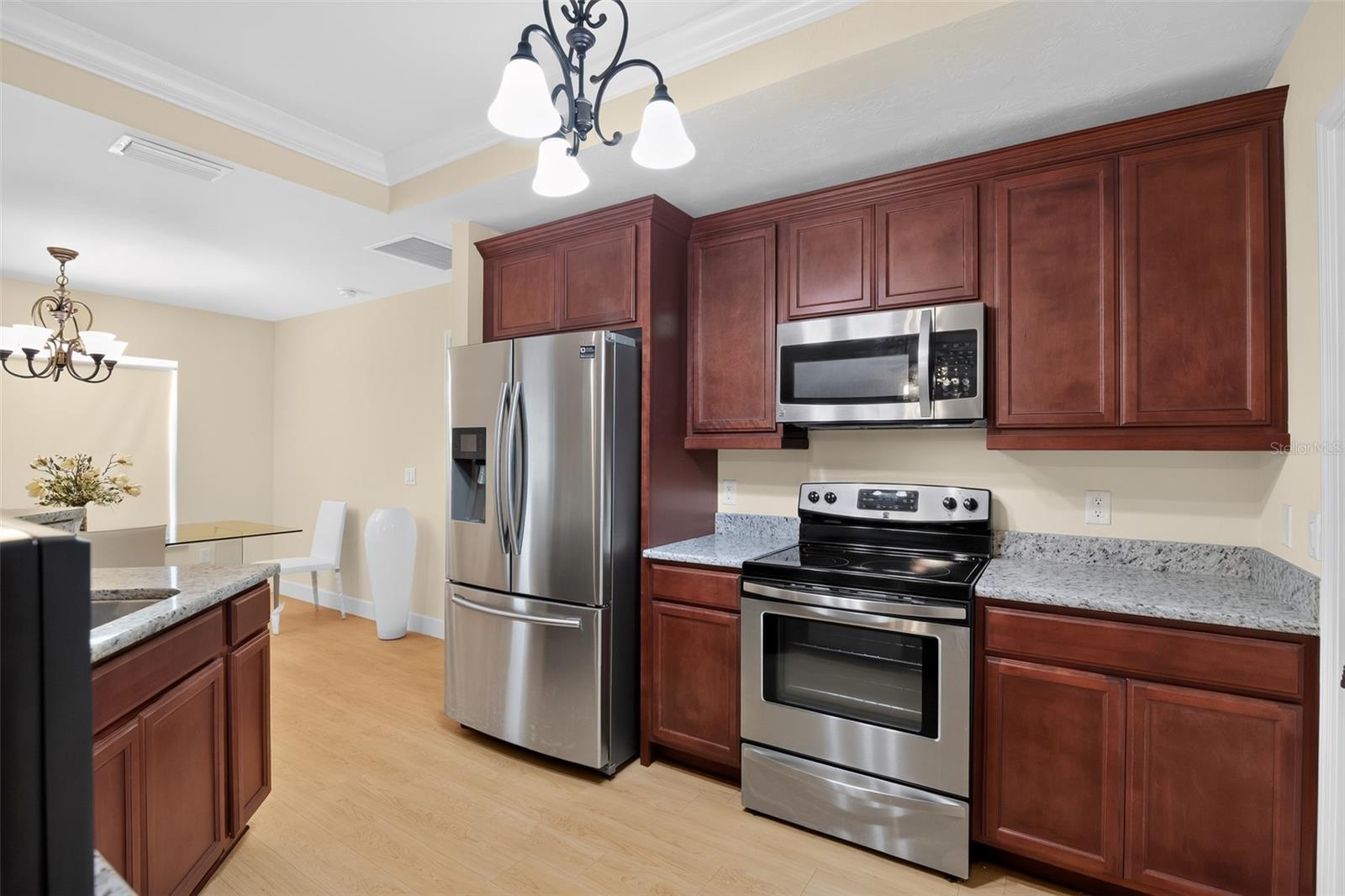 ASHTON RIDGE - Residential
