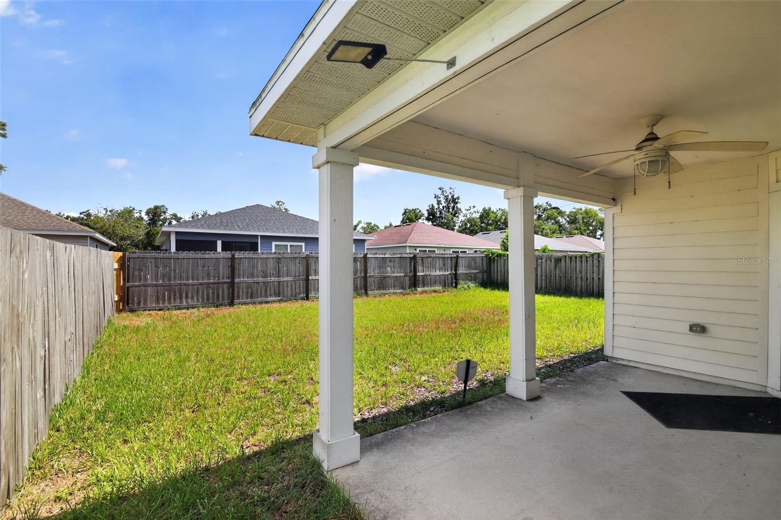 ASHTON RIDGE - Residential