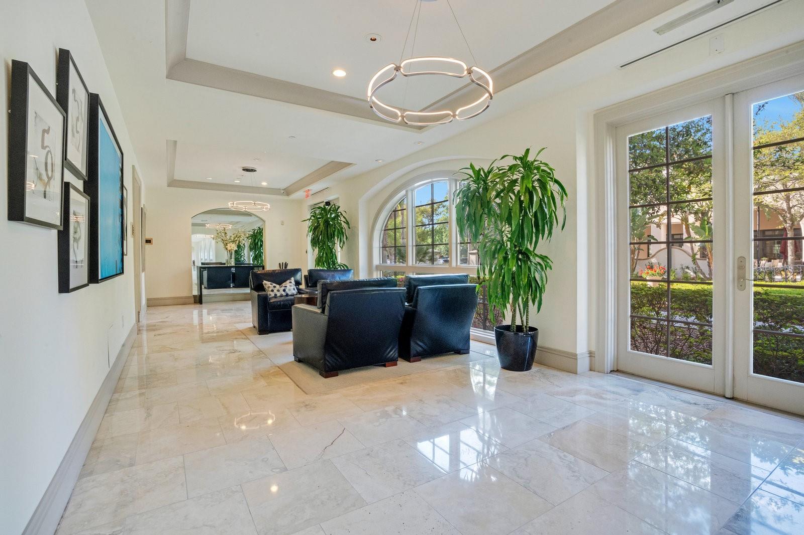 RESIDENCES - Residential