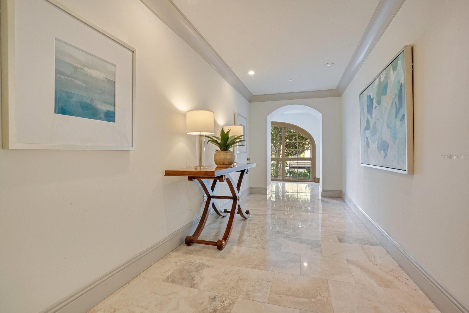 RESIDENCES - Residential